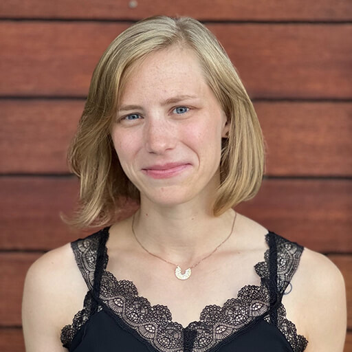 Photo of Julie Brucker